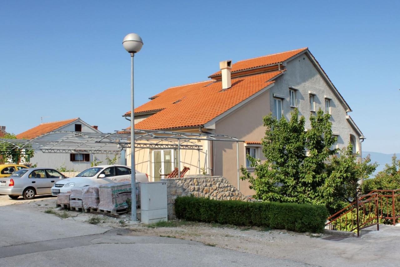 Apartments And Rooms With Parking Space Njivice, Krk - 5458 Exterior foto