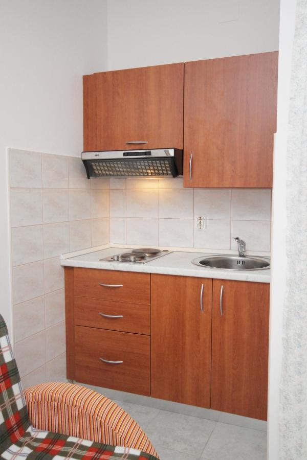Apartments And Rooms With Parking Space Njivice, Krk - 5458 Exterior foto