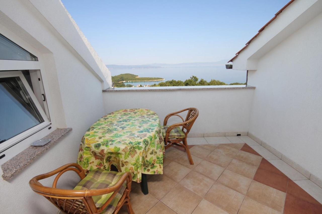 Apartments And Rooms With Parking Space Njivice, Krk - 5458 Exterior foto