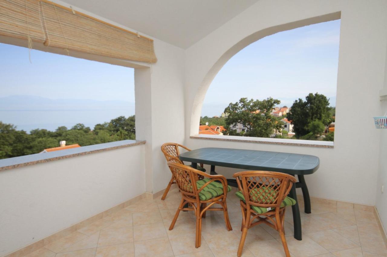 Apartments And Rooms With Parking Space Njivice, Krk - 5458 Exterior foto