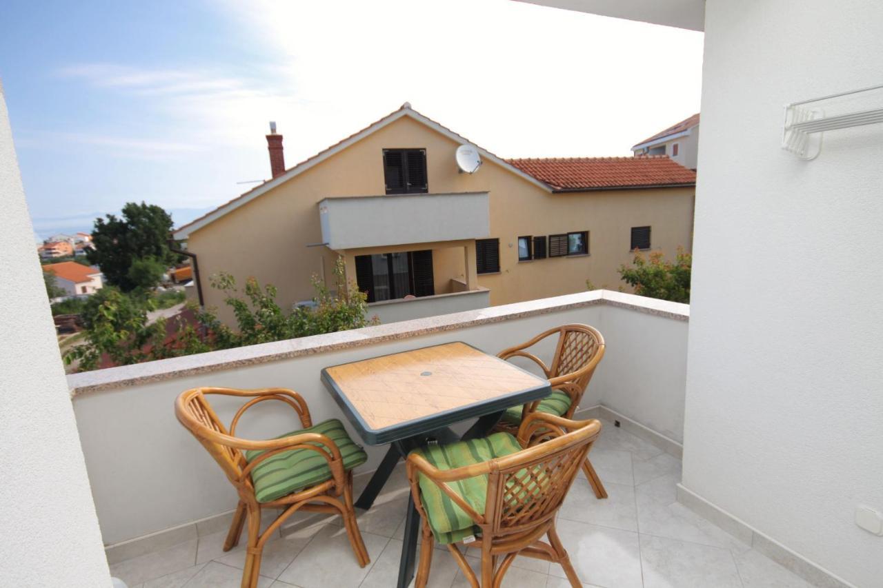 Apartments And Rooms With Parking Space Njivice, Krk - 5458 Exterior foto